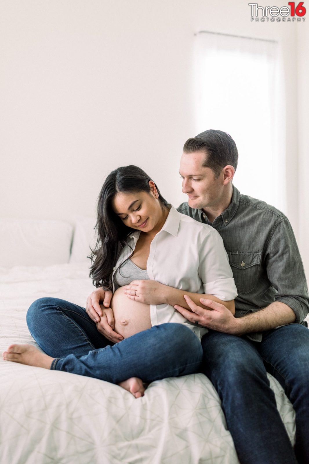 Kyle & Anna Home Maternity Photography